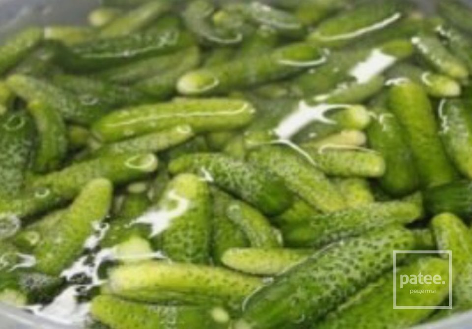 Сладкие вкусные огурчики На зиму. - Шаг 1