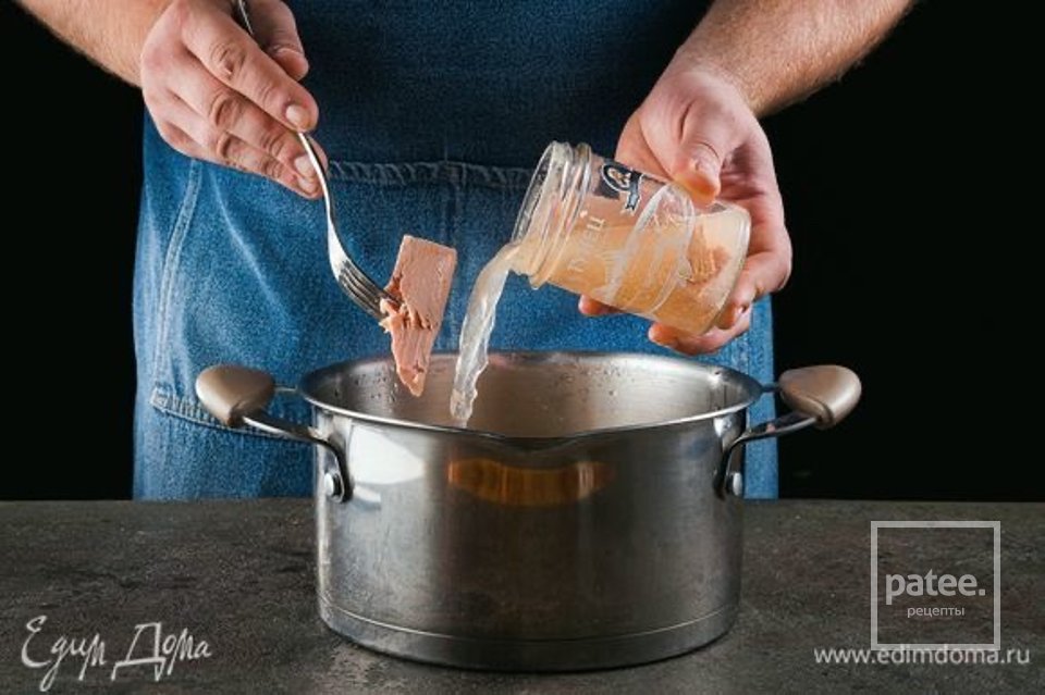 Сырный суп с консервированным тунцом 🍲 - Шаг 4