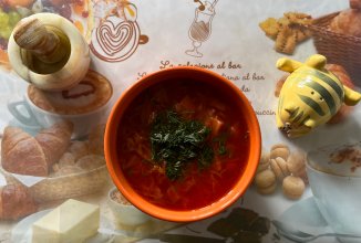 Вегетарианский борщ с фасолью