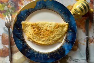 Омлет с итальянскими травами и сыром