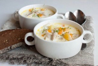 Сырный суп с курицей