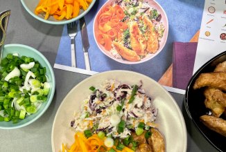 ГРУДКА С ЯПОНСКИМ РИСОВЫМ САЛАТОМ