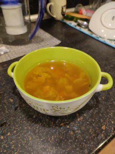 Суп из пекинской капусты с копчёной куриной грудкой