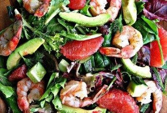 Салат с авокадо, креветками и грейпфрутом 🥗