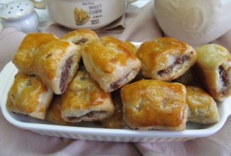 Мини пирожки с мясом из слоеного теста 🥧