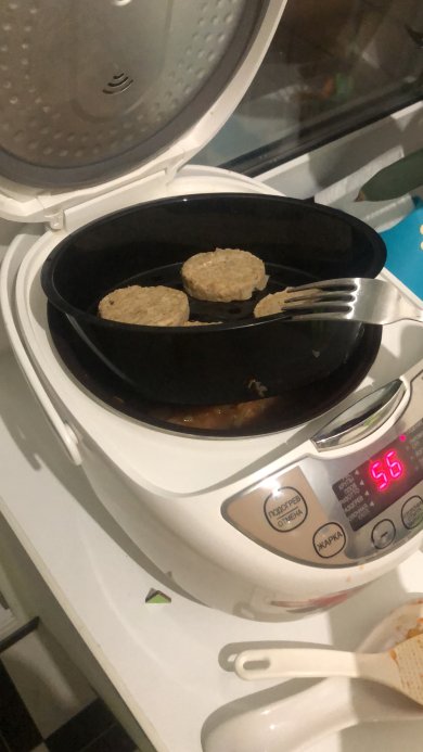 Овощное рагу с котлетами на пару - Шаг 4