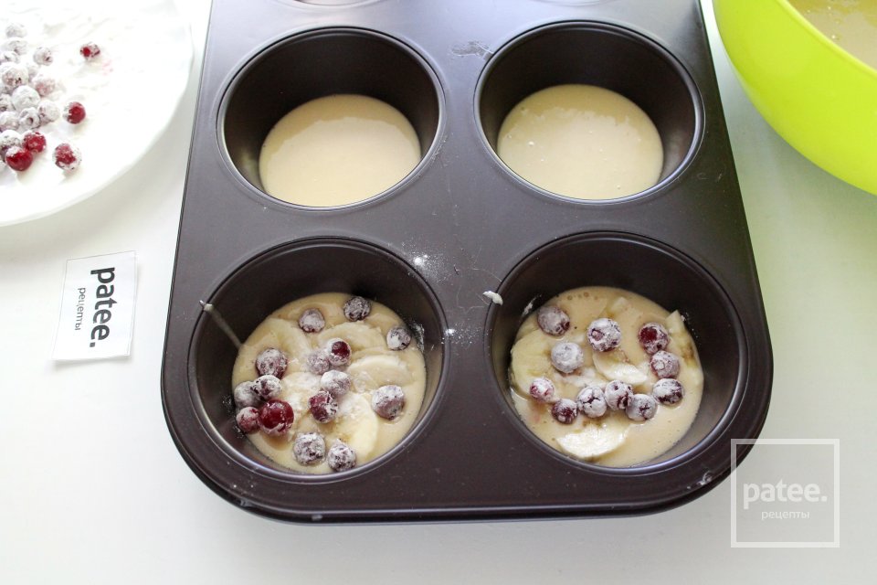 Мини-бисквиты с клюквой и бананом - Шаг 12