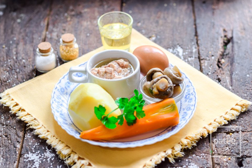 Салат из печени трески с картошкой 🥗 - Шаг 1