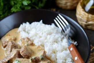 Тушеная говядина на сковороде 🥩