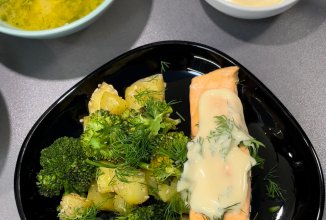 ЛОСОСЬ В ЛИМОННОМ СОУСЕ