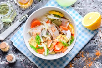 Салат: Селедка с морковью и луком 🥗