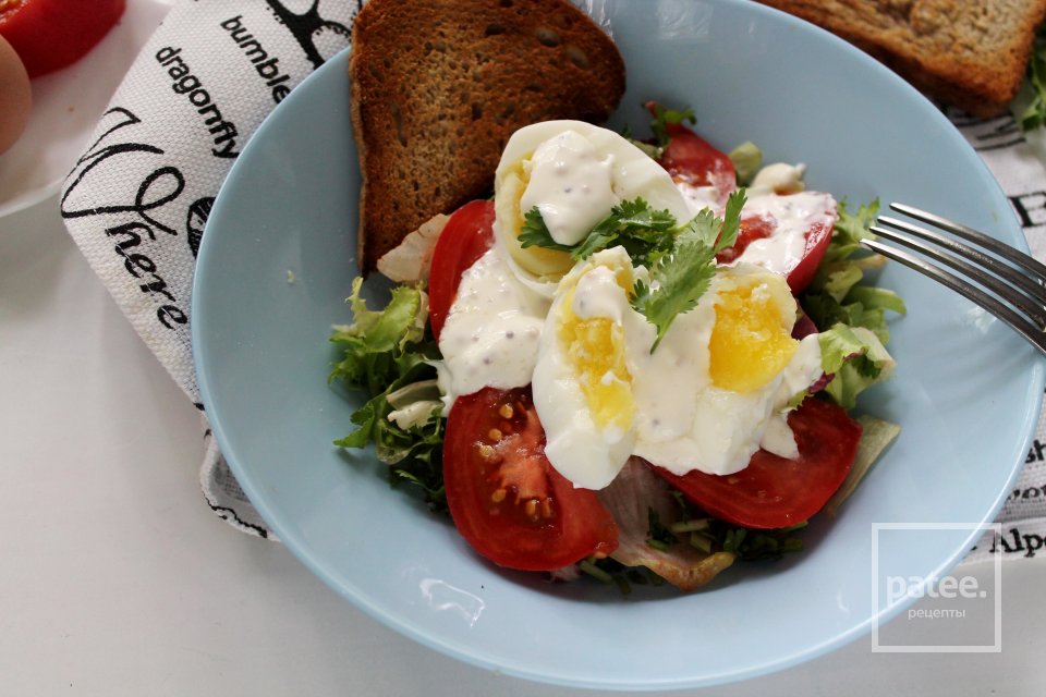 Салат из салатного микса с яйцом в сметанно-горчичной заправке - Шаг 12