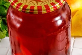 Компот из груш и смородины на зиму 🫙