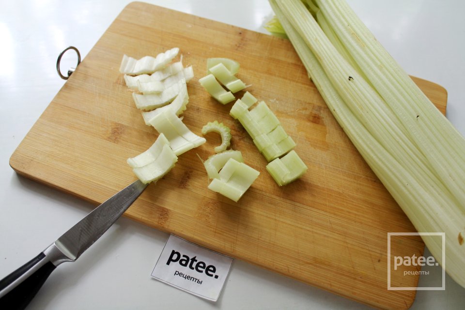 Очищающий смузи из огурца и сельдерея - Шаг 3