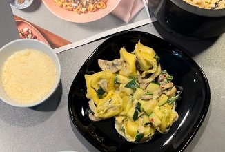 ТОРТЕЛЛИНИ В СЛИВОЧНОМ СОУСЕ