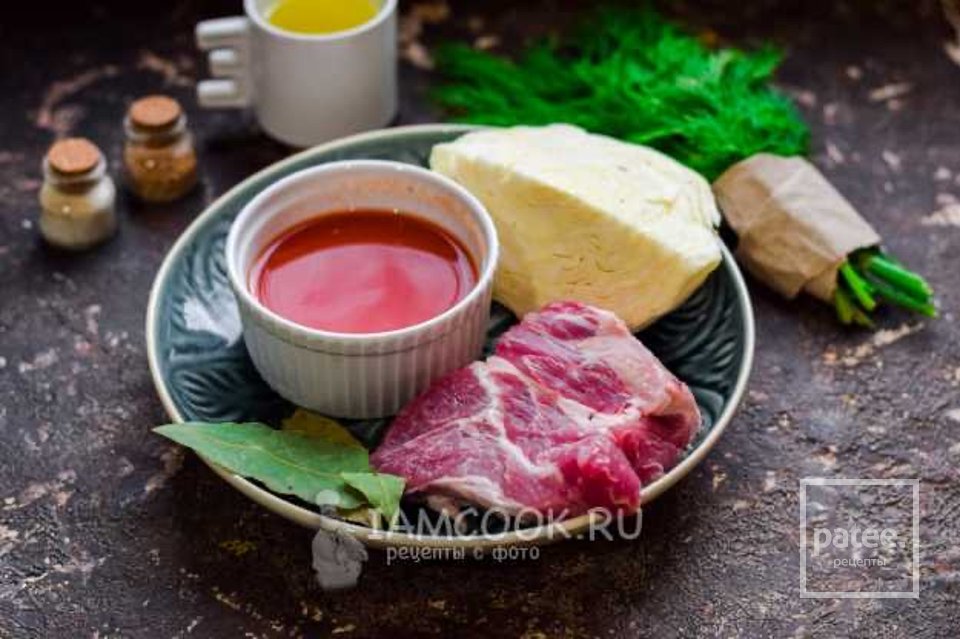 Капуста с мясом в духовке в томатном соусе 👍🏼 - Шаг 1
