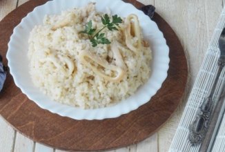 Ризотто с кальмарами