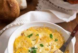 Запеканка из картофеля с белыми грибами и сливками 🍄