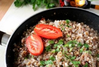 Гречка с тушенкой по-полевому 🥣