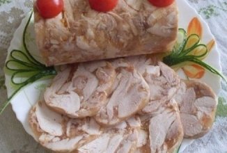 "Куриный рулет в бутылке"