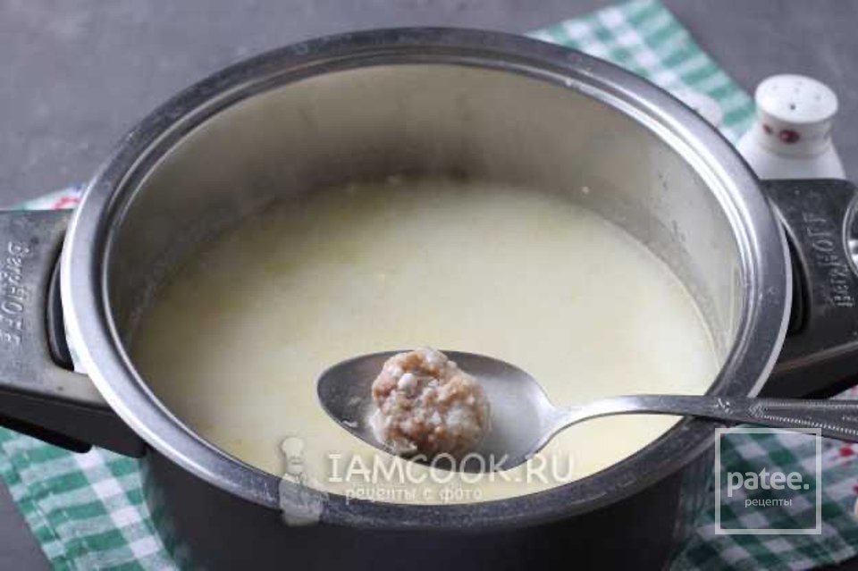 Сырный суп с куриными фрикадельками 🍲 - Шаг 7