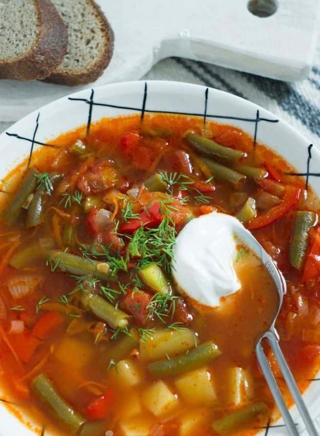 Суп со стручковой фасолью и болгарским перцем 🍲