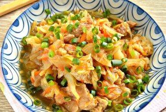 Свинина с капустой в мультиварке 🥩