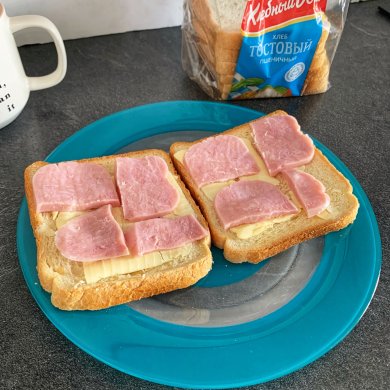 Горячий тост с ветчиной и сыром - Шаг 2