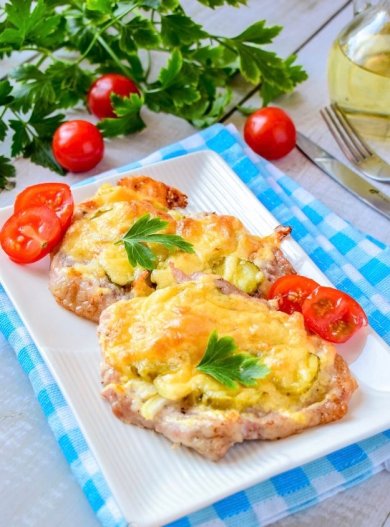 Мясо по-французски с солеными огурцами 🥩