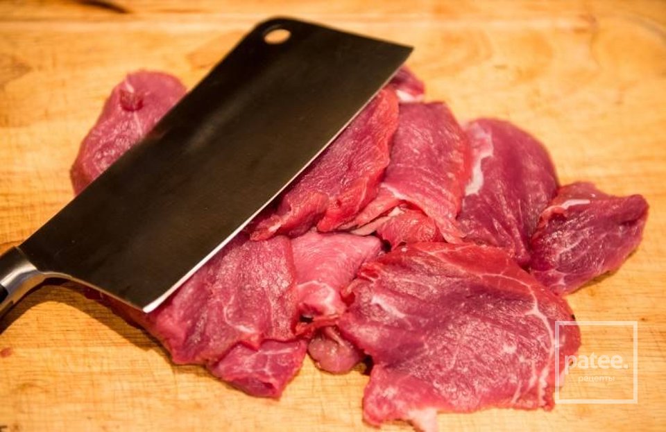 Рубленное мясо свинины. Натуральное рубленое мясо это. Рубленое мясо говядина.