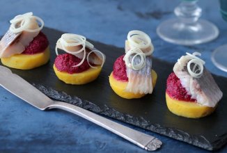 Картофельные тарталетки с сельдью 🐠