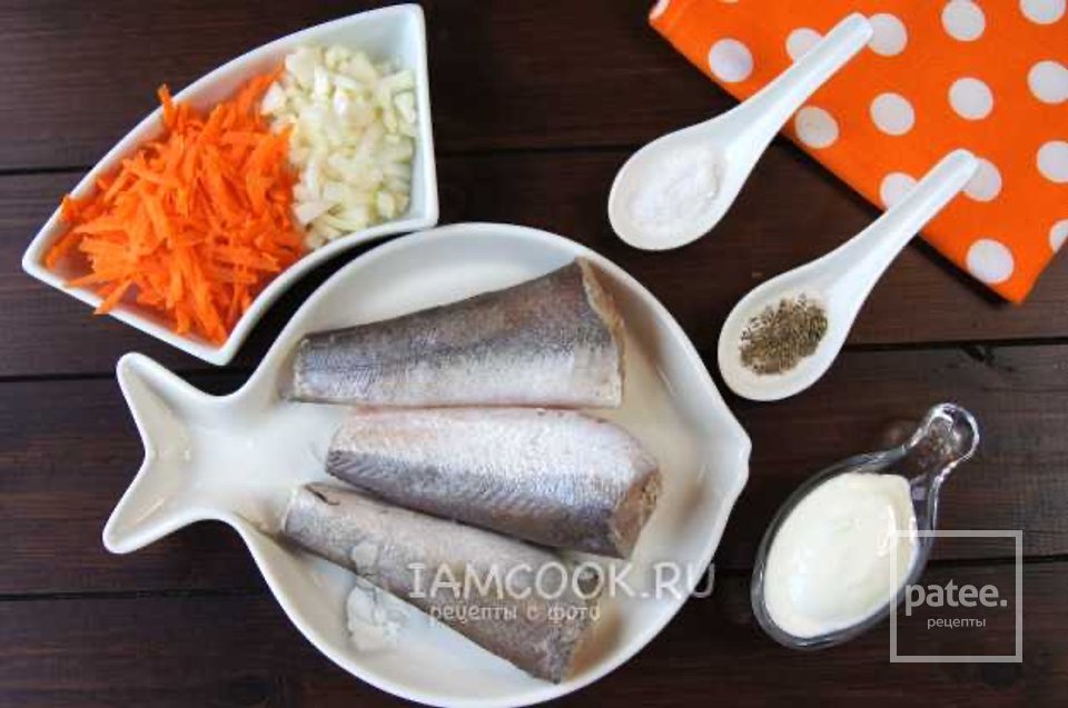 Тушеный хек в сметане 🐟 - Шаг 1