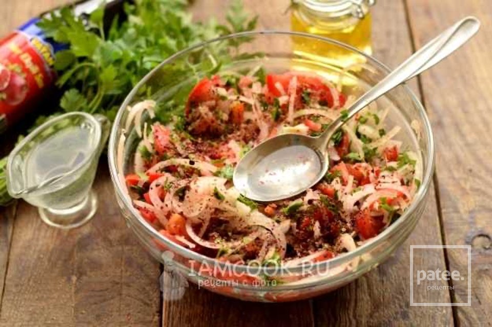 Маринованный салат с луком и помидорами к шашлыку 🥗 - Шаг 5