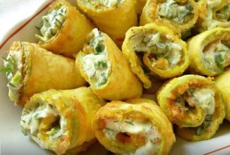 Кабачковые рулетики с огуречно-сырной пастой 👍🏼