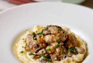 Тефтели с соусом из шампиньонов 👍🏼