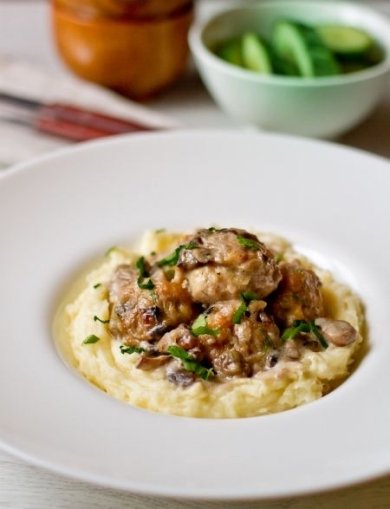 Тефтели с соусом из шампиньонов 👍🏼 - Шаг 6