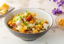 Салат из курицы с помидорами и кремовой заправкой 🥗