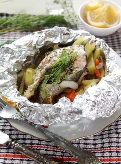 Кижуч с картошкой в духовке в фольге 🐟 - Шаг 7
