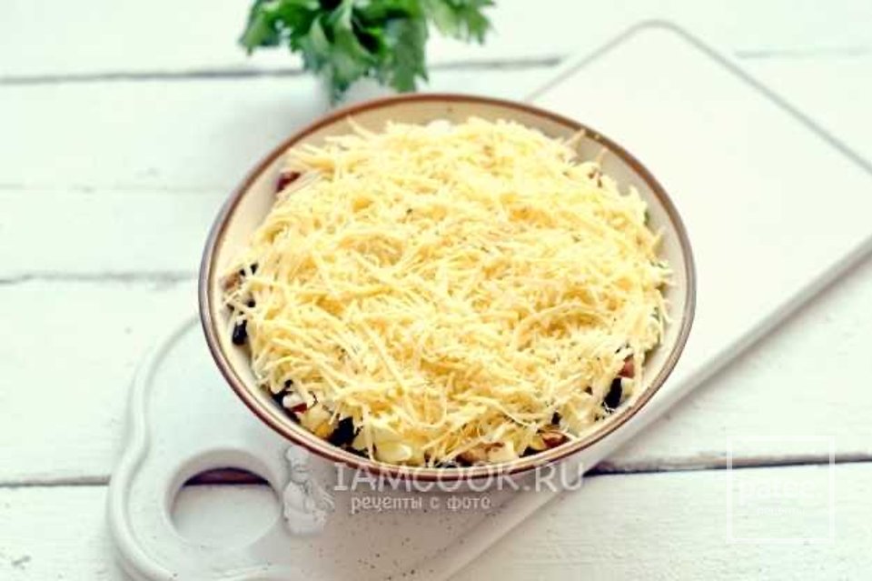 Салат «Принцесса» с говядиной 🥗 - Шаг 9