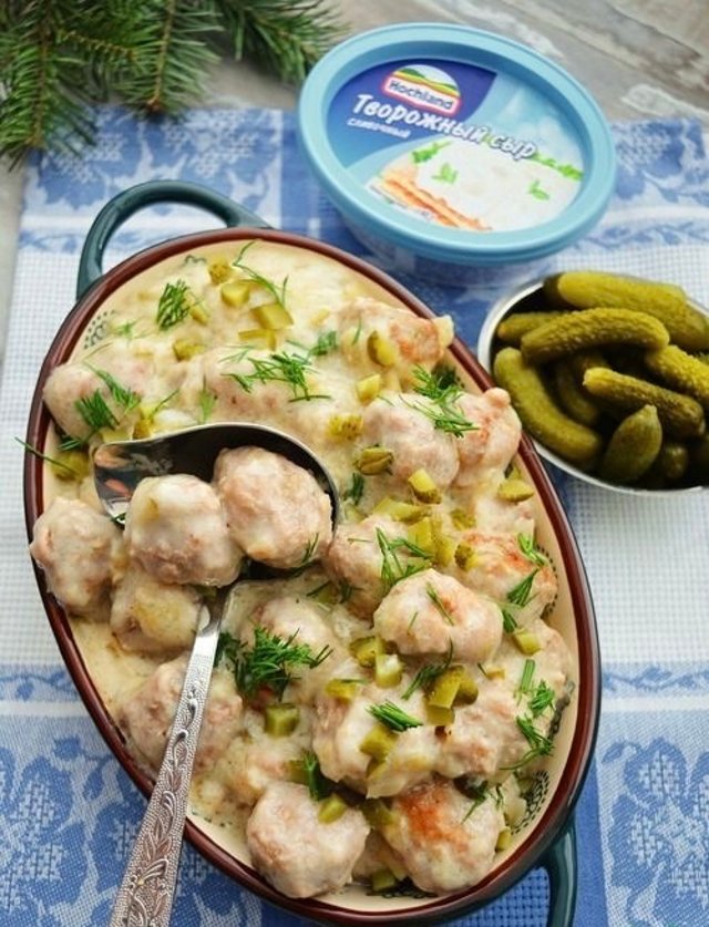 Фрикадельки в сливочном соусе с корнишонами 👍🏼