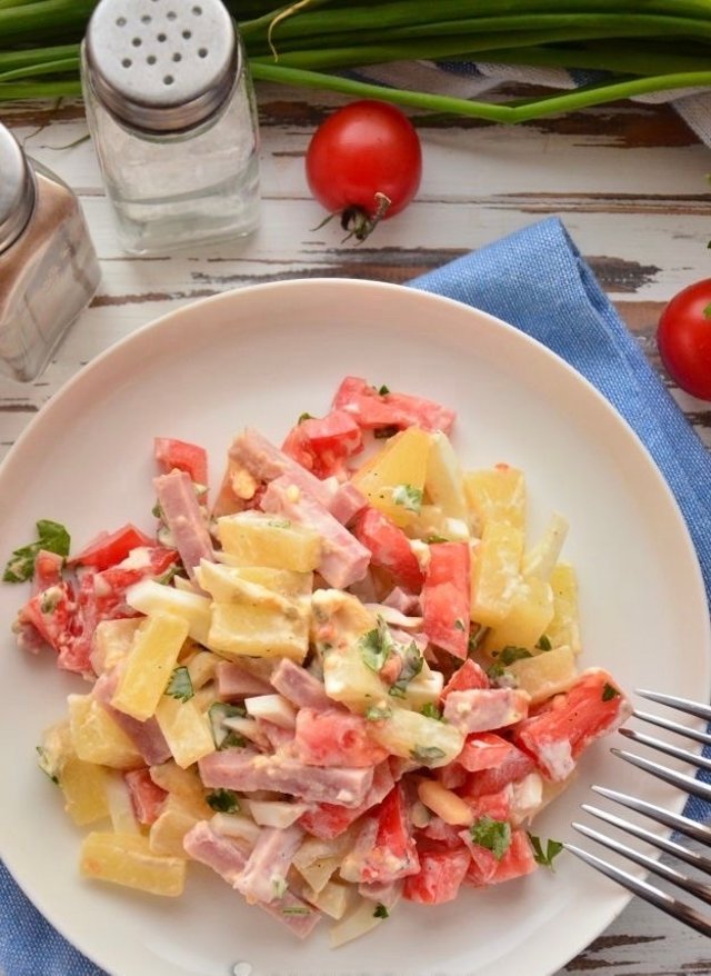 Салат «Маргарита» с ананасом и ветчиной 🥗