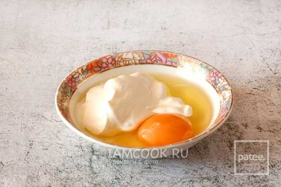Тертый пирог с творогом и вишней 🍰 - Шаг 4