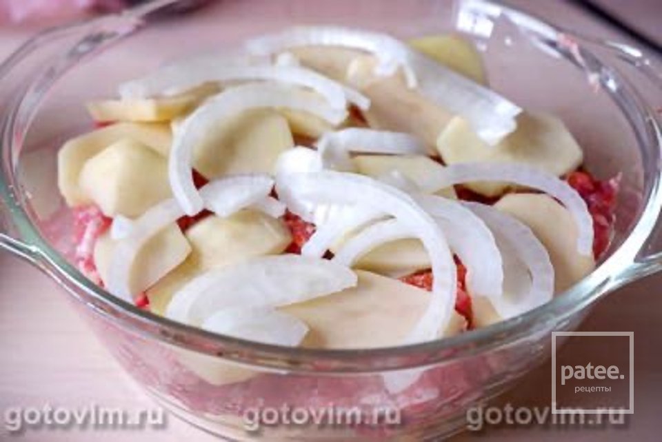 Картофельная запеканка с фаршем, помидорами и молочной заливкой 👍🏼 - Шаг 4