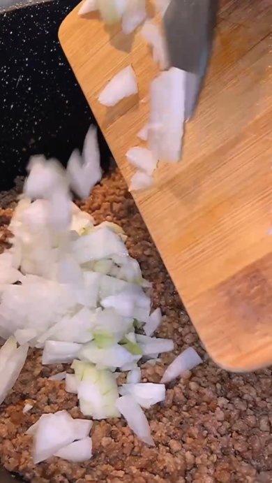 Мясной рулет очень сочный 😍 - Шаг 2