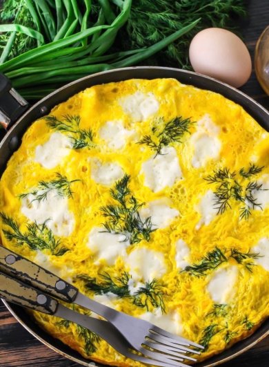 Омлет с моцареллой 🍳 - Шаг 6