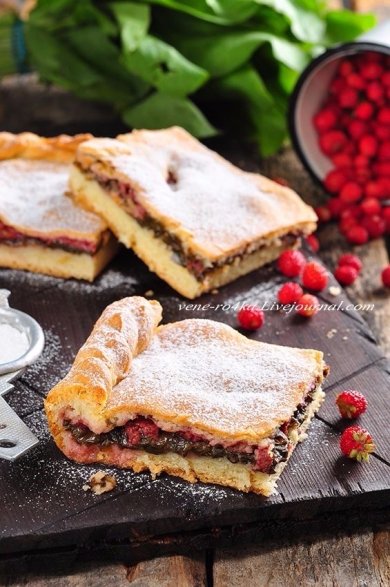 Землянично-щавелевый пирог на песочно-дрожжевом тесте 🍰 - Шаг 1