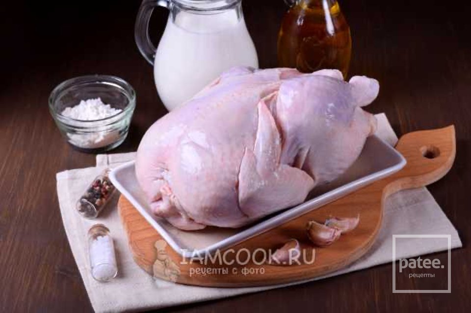 Курица в молочном соусе на сковороде 🍗 - Шаг 1