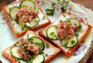Бутерброды с тунцом и огурцом 👍🏼
