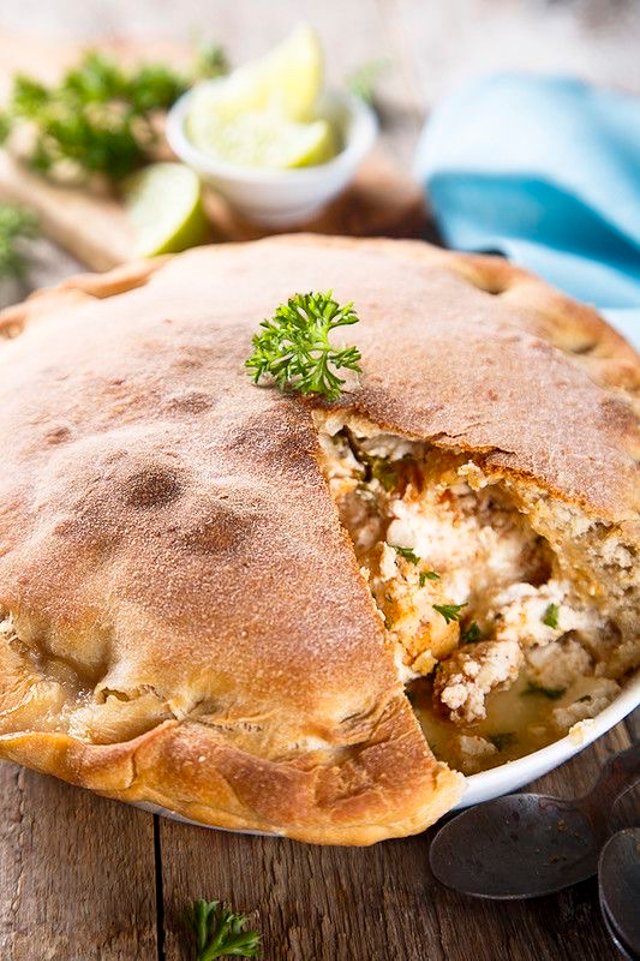 Пирог с курицей и брынзой 🥧