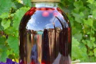 Компот из вишни на зиму на скорую руку (в 3-литровых банках) 🫙